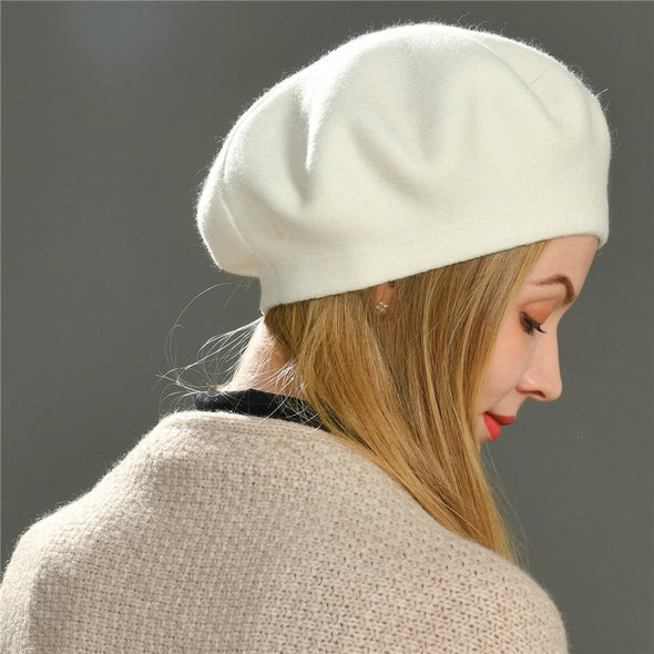 Wool cashmere hat with Double G in white